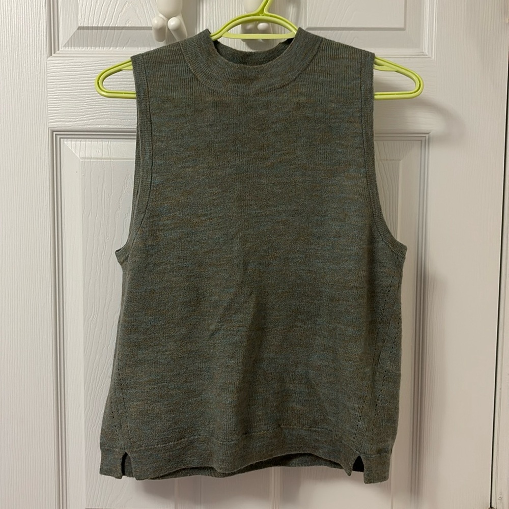 Aritzia Wilfred Free Tank